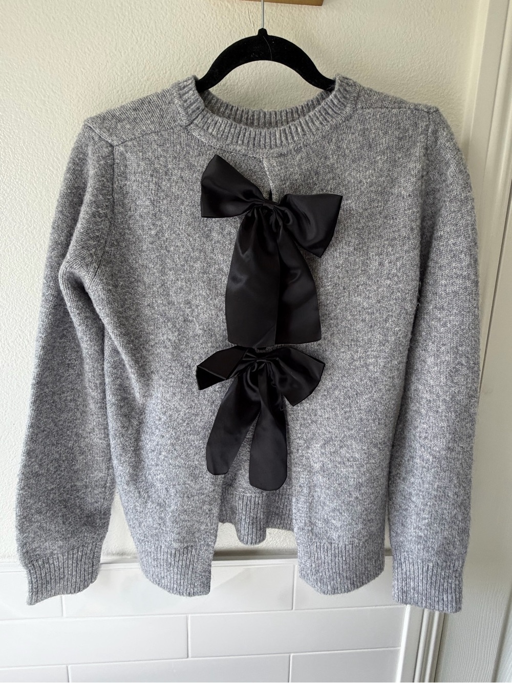 Commense Grey Knit Sweater - Picture 2 of 4